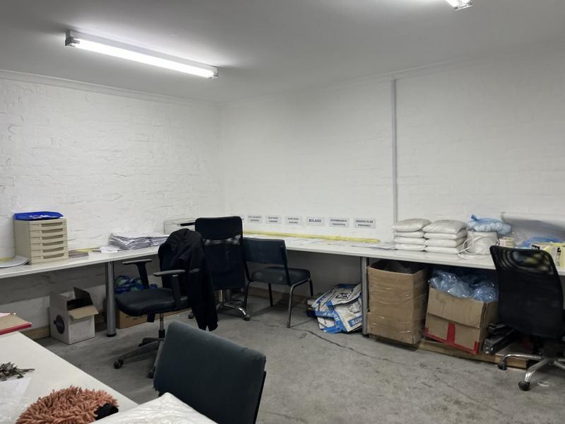 To Let commercial Property for Rent in Paarden Eiland Western Cape